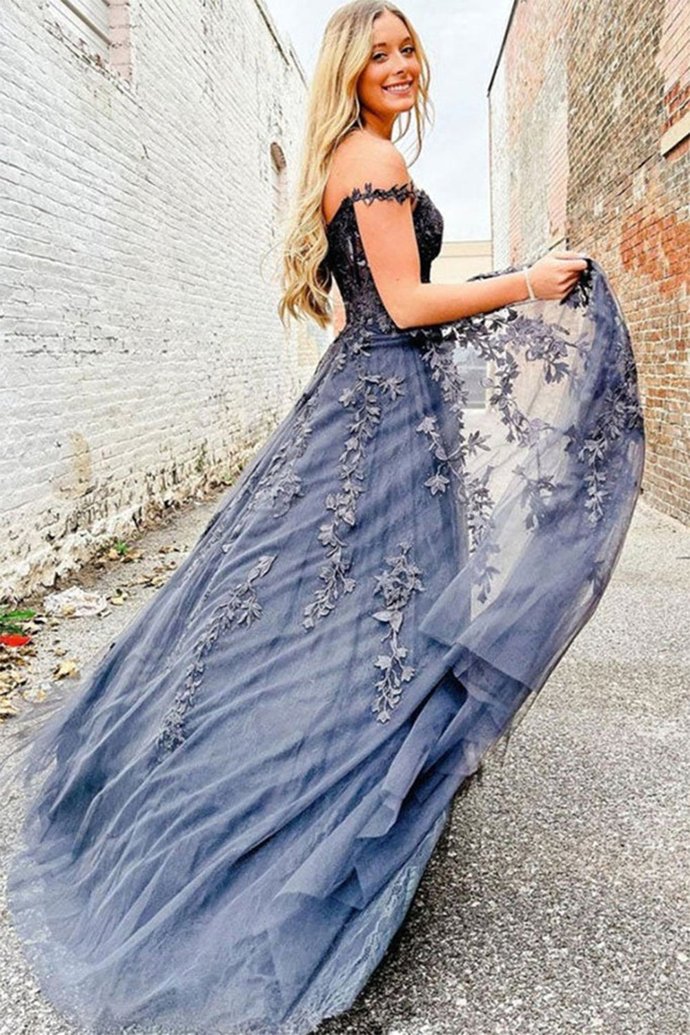 A-line Sweetheart Lace Tulle Prom Dress with Slit