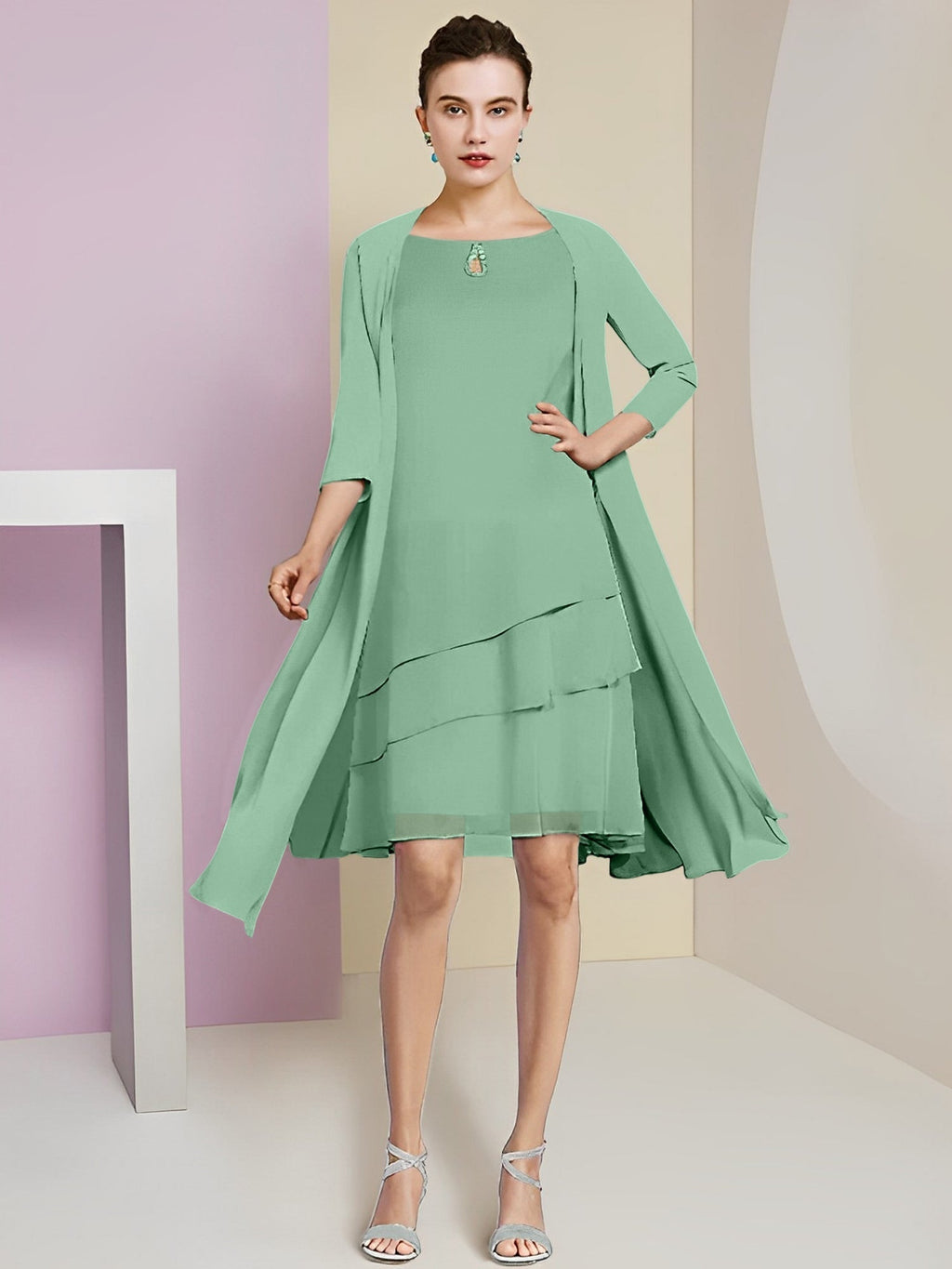A-Line/Princess Jewel Neck Knee-Length Mother of the Bride Dresses