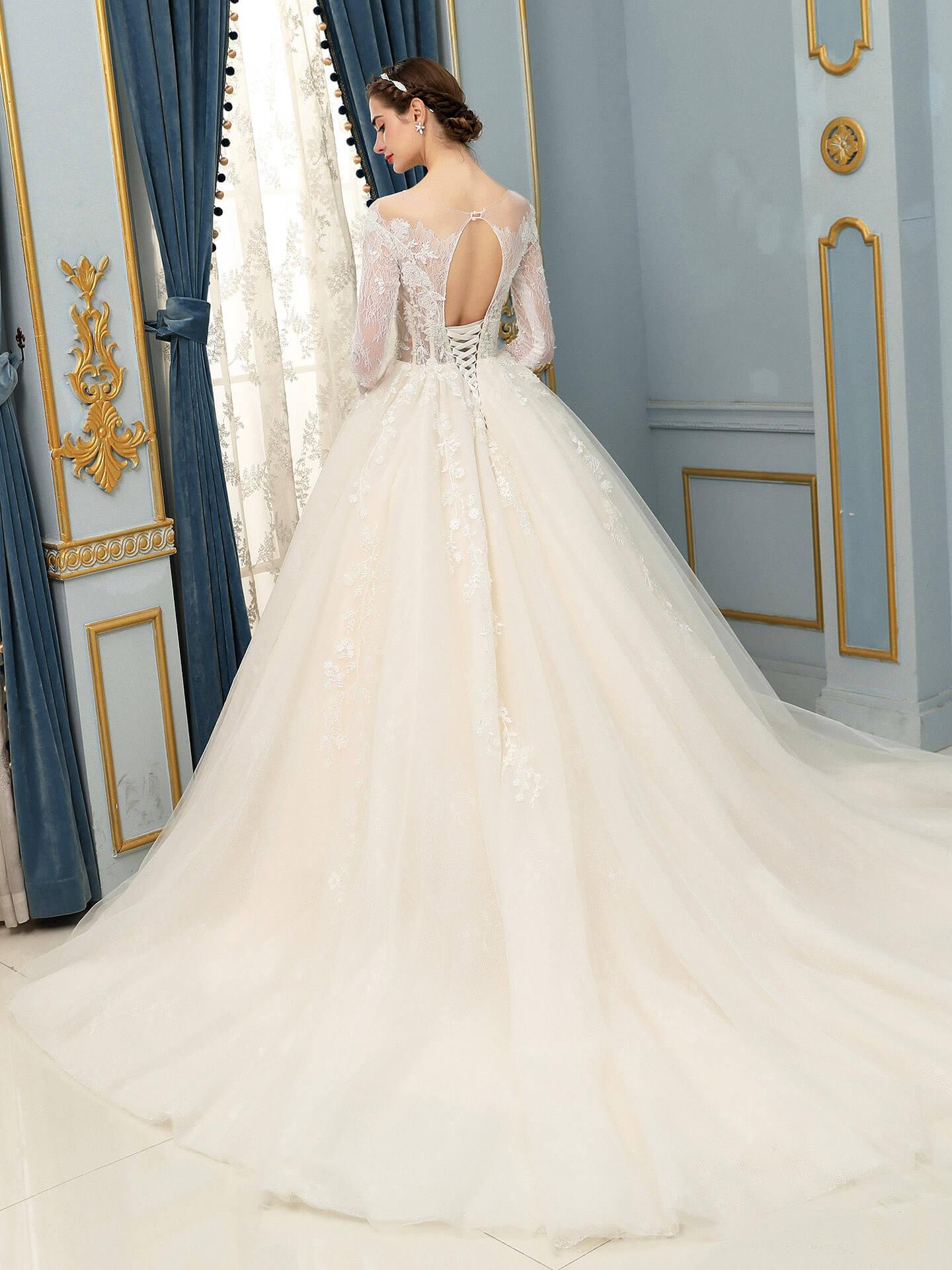 Ball Gown Tulle Lace Applique Wedding Dresses Long Sleeveless Floor Length