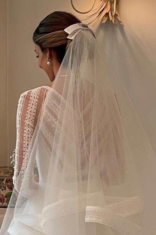 NumberSea Layered Tulle Ball Gown Lace V-neck Long Sleeves Wedding Dresses, MW985